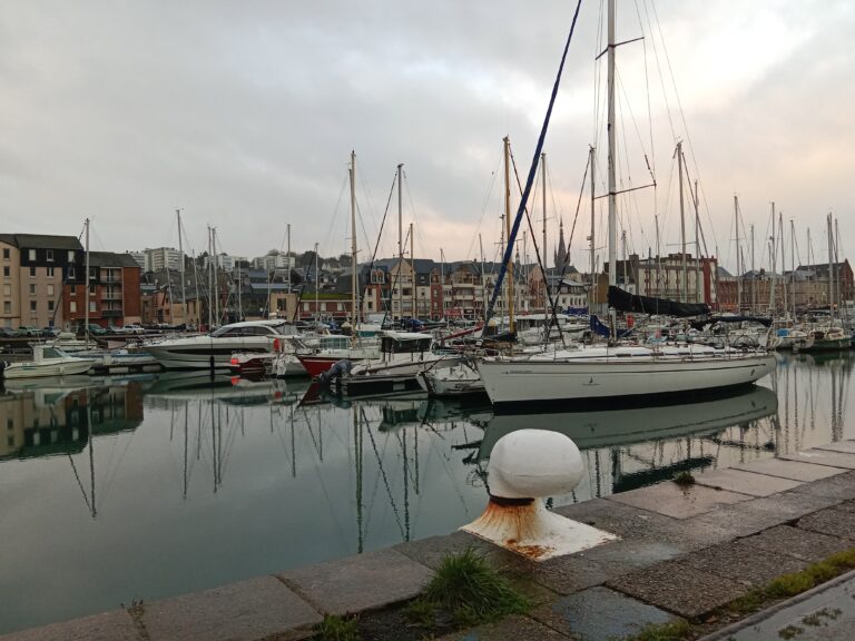 filter: 0; jpegRotation: 0; fileterIntensity: 0.000000; filterMask: 0; module:1facing:0; 
hw-remosaic: 0; 
touch: (-1.0, -1.0); 
modeInfo: ; 
sceneMode: Auto; 
cct_value: 0; 
AI_Scene: (-1, -1); 
aec_lux: 98.0; 
hist255: 0.0; 
hist252~255: 0.0; 
hist0~15: 0.0;